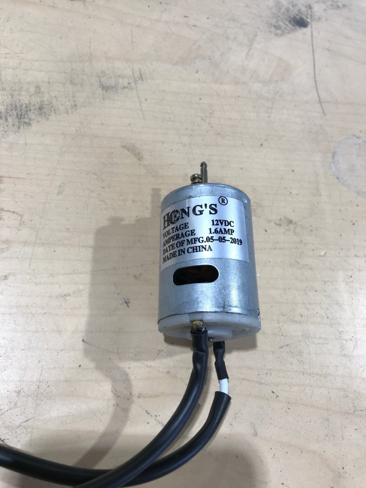 Used 12V HENG'S Vent Motor - Young Farts RV Parts