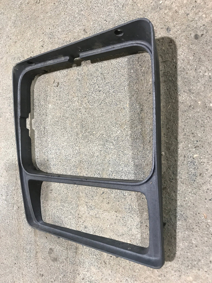 Used 1989 Ford Class C Headlight Housing - Drivers side - Young Farts RV Parts