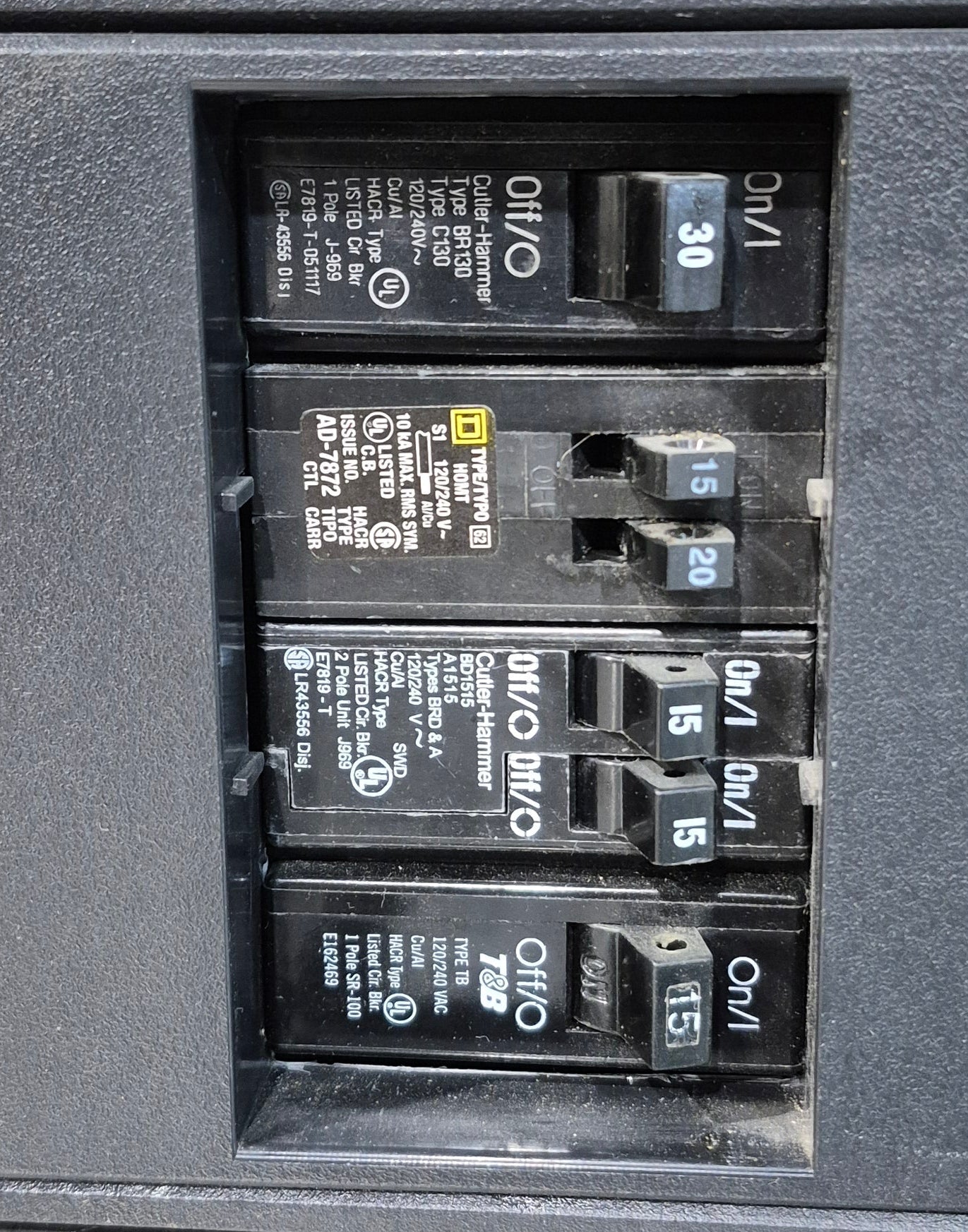 Used 30 AMP IOTA Distribution Panel - IDP - 30 - Young Farts RV Parts