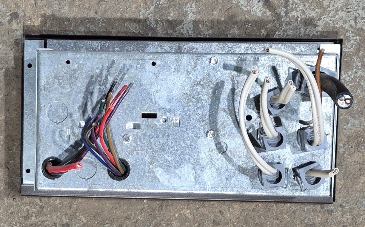 Used 30 AMP Magnetek DC Distribution Panel - Model 80 - Young Farts RV Parts