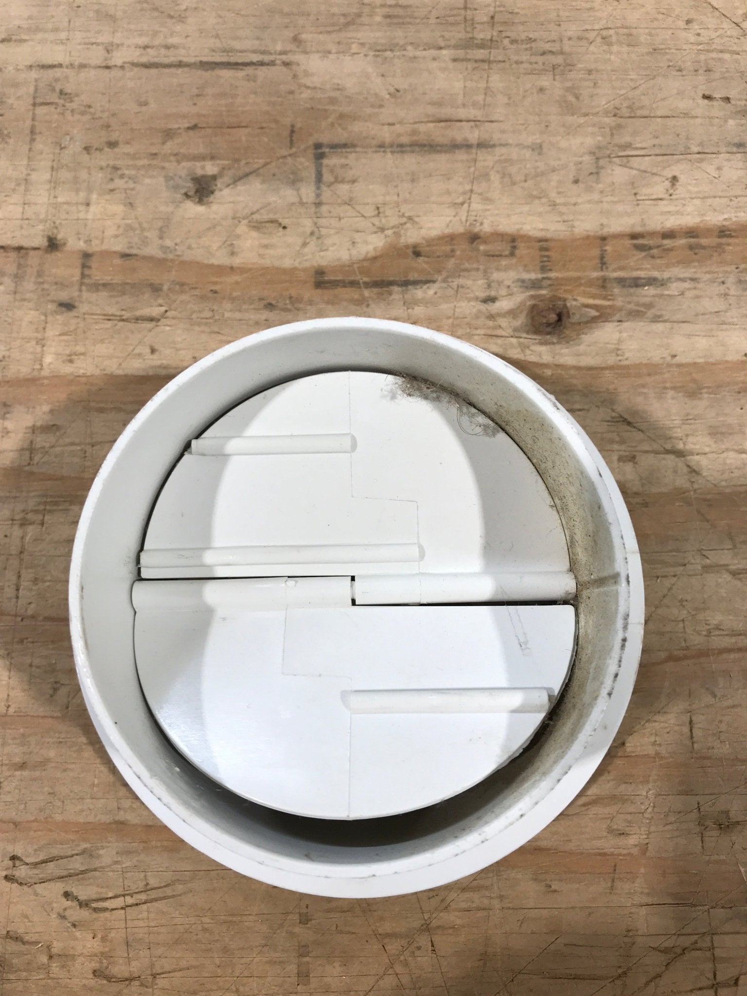 Used 4” White Furnace Ducting - single - Young Farts RV Parts