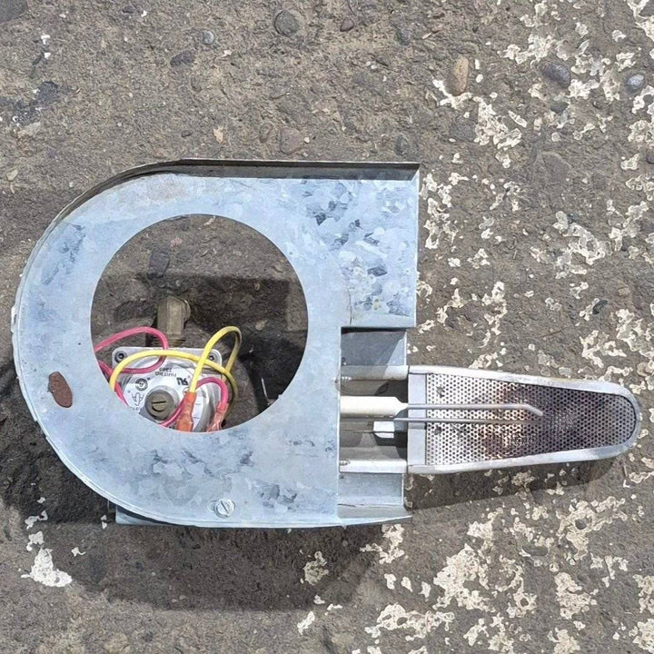 Used Atwood Hydroflame Furnace Gas Valve/ Burner Assembly - 25M16V - Young Farts RV Parts
