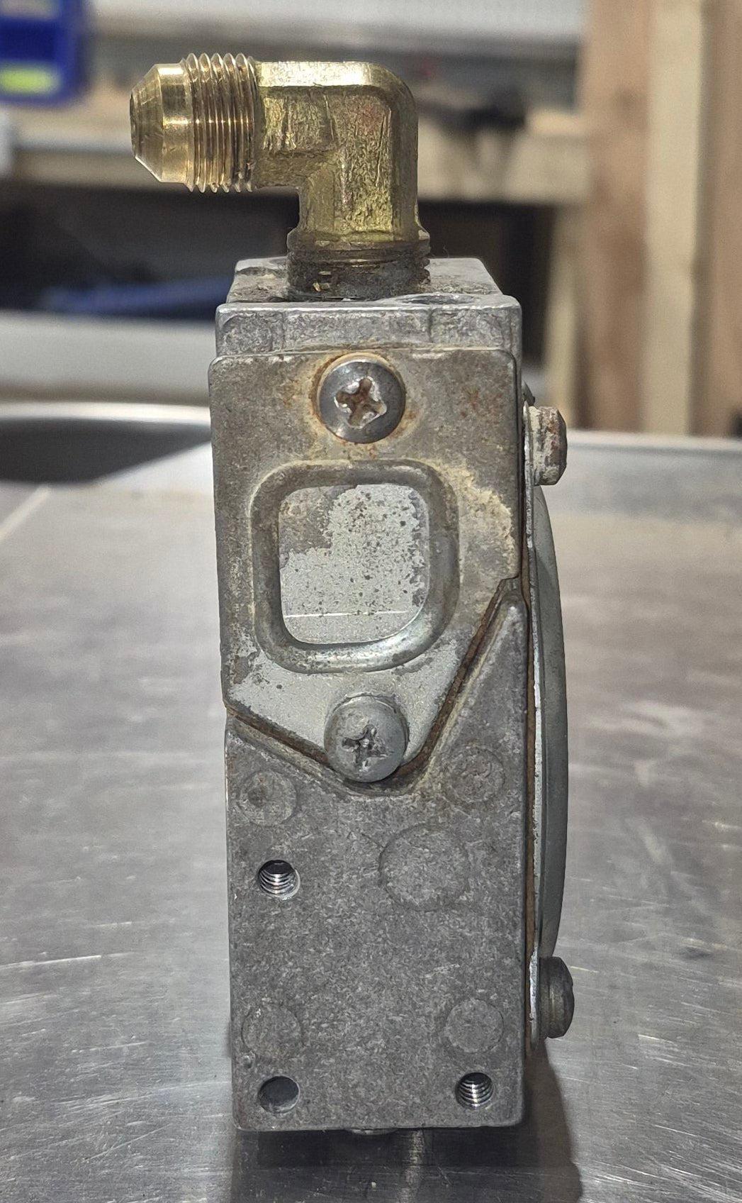 Used Atwood / HydroFlame (ITT General Controls) Furnace Gas Valve - Young Farts RV Parts