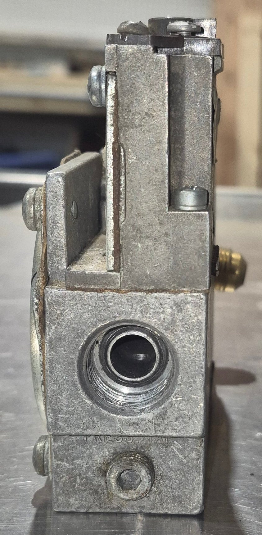 Used Atwood / HydroFlame (ITT General Controls) Furnace Gas Valve - Young Farts RV Parts