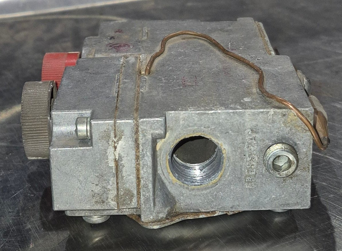 Used Atwood / HydroFlame (ITT General Controls) Furnace Gas Valve - Young Farts RV Parts