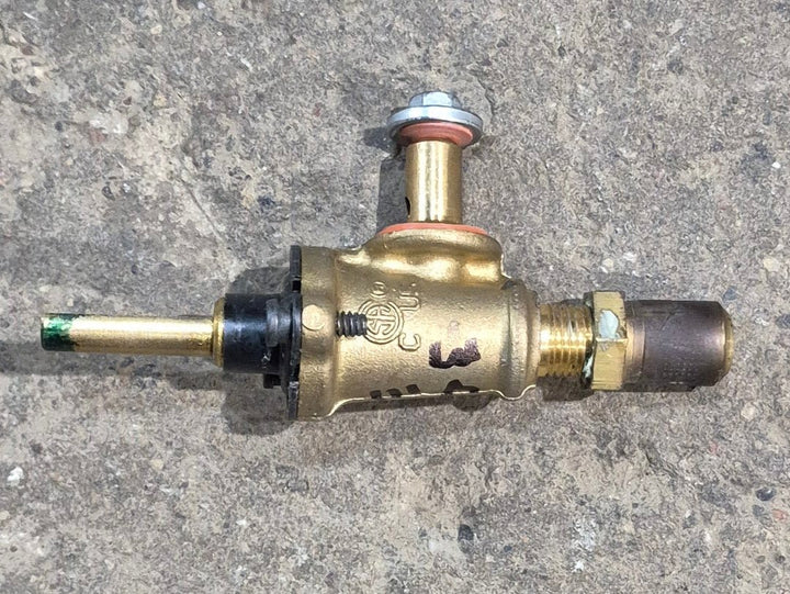 Used Atwood / Wedgewood Burner Valve, 9000 BTU, (After Serial  F11040784, Green) - 57218 - Young Farts RV Parts