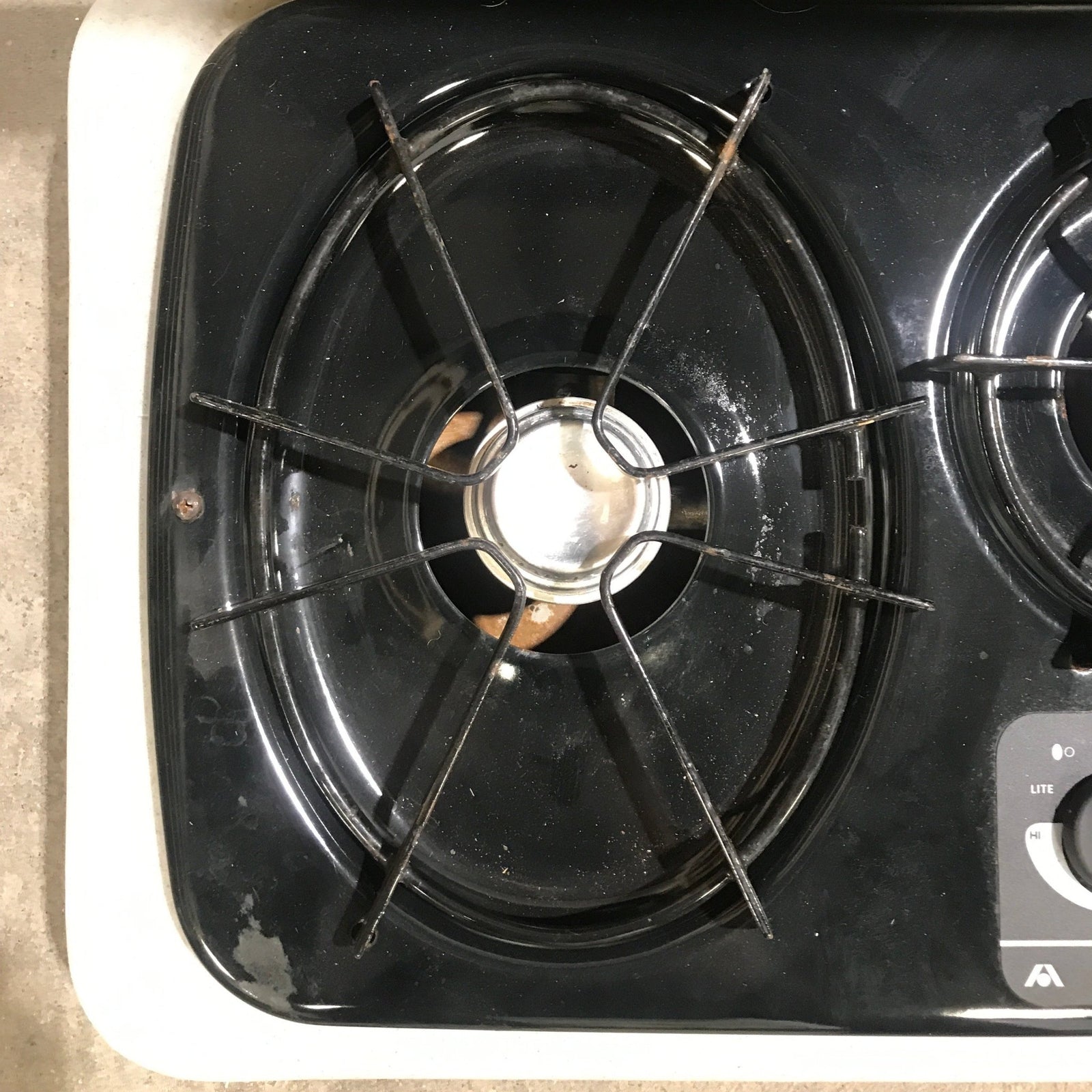 Used Atwood Wedgewood Exterior/ Outdoor, 2 Burner Kitchen - DV20 - Young Farts RV Parts
