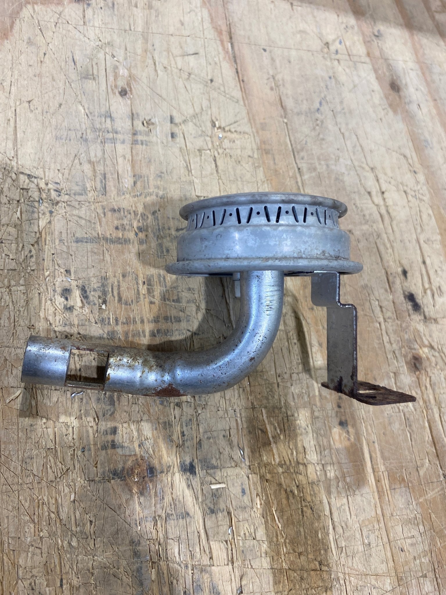 Used Atwood/ Wedgewood Front Center Burner with Piezo 56155 - Young Farts RV Parts