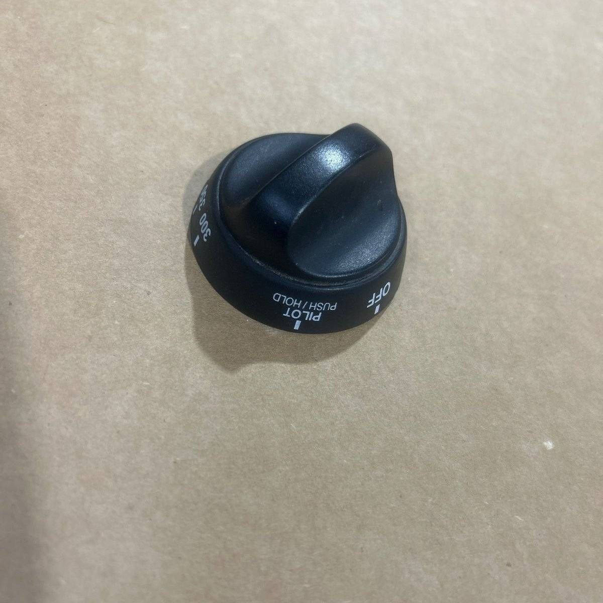 Used Atwood / Wedgewood Oven Knob - 57258 - Young Farts RV Parts