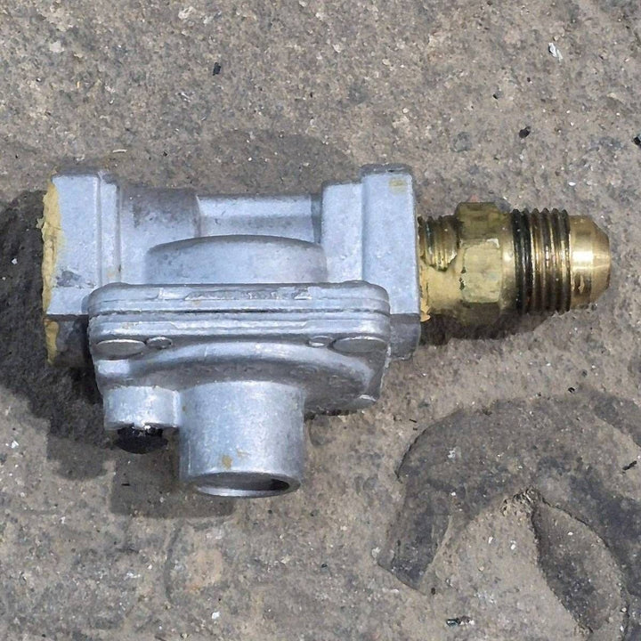 Used Atwood / Wedgewood Propane Regulator - 51062 - Young Farts RV Parts