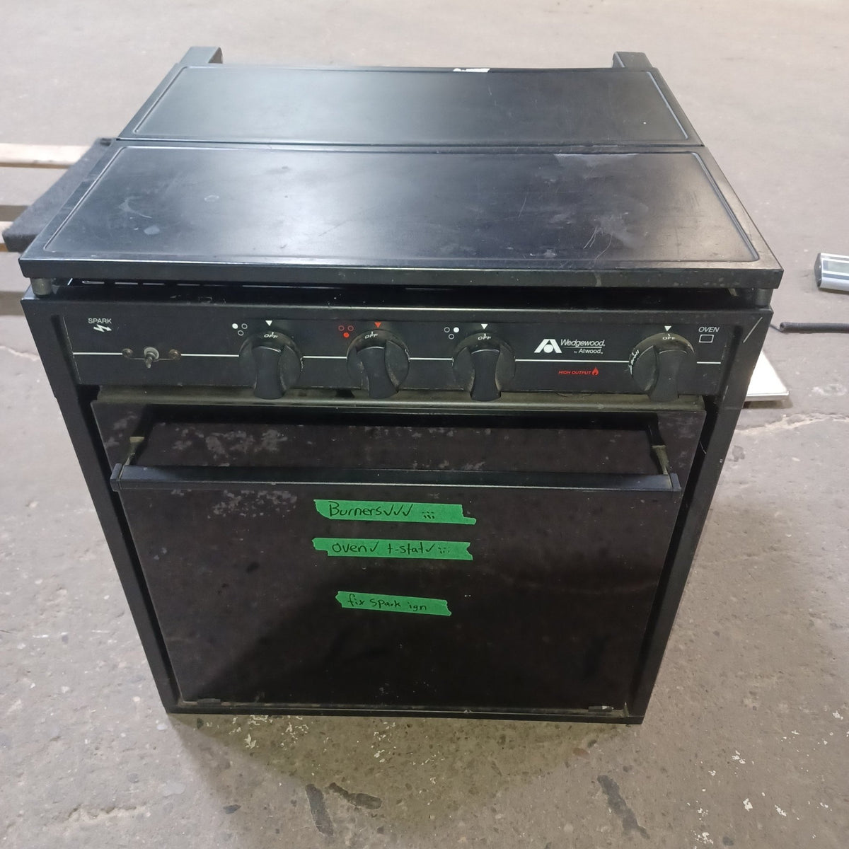 Used Atwood / Wedgewood Range Stove 3-Burner - R2137BGP - L 20