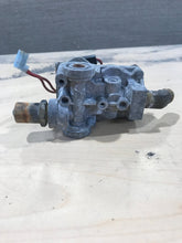 Load image into Gallery viewer, Used Atwood/Dometic 92078 DSI Gas Valve - Young Farts RV Parts