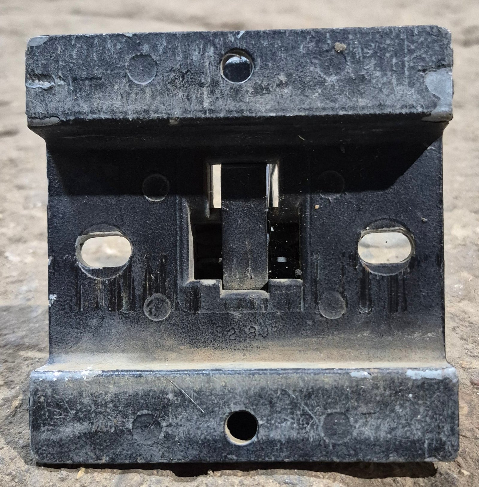 Used Carefree Bottom Bracket 901019 - Young Farts RV Parts