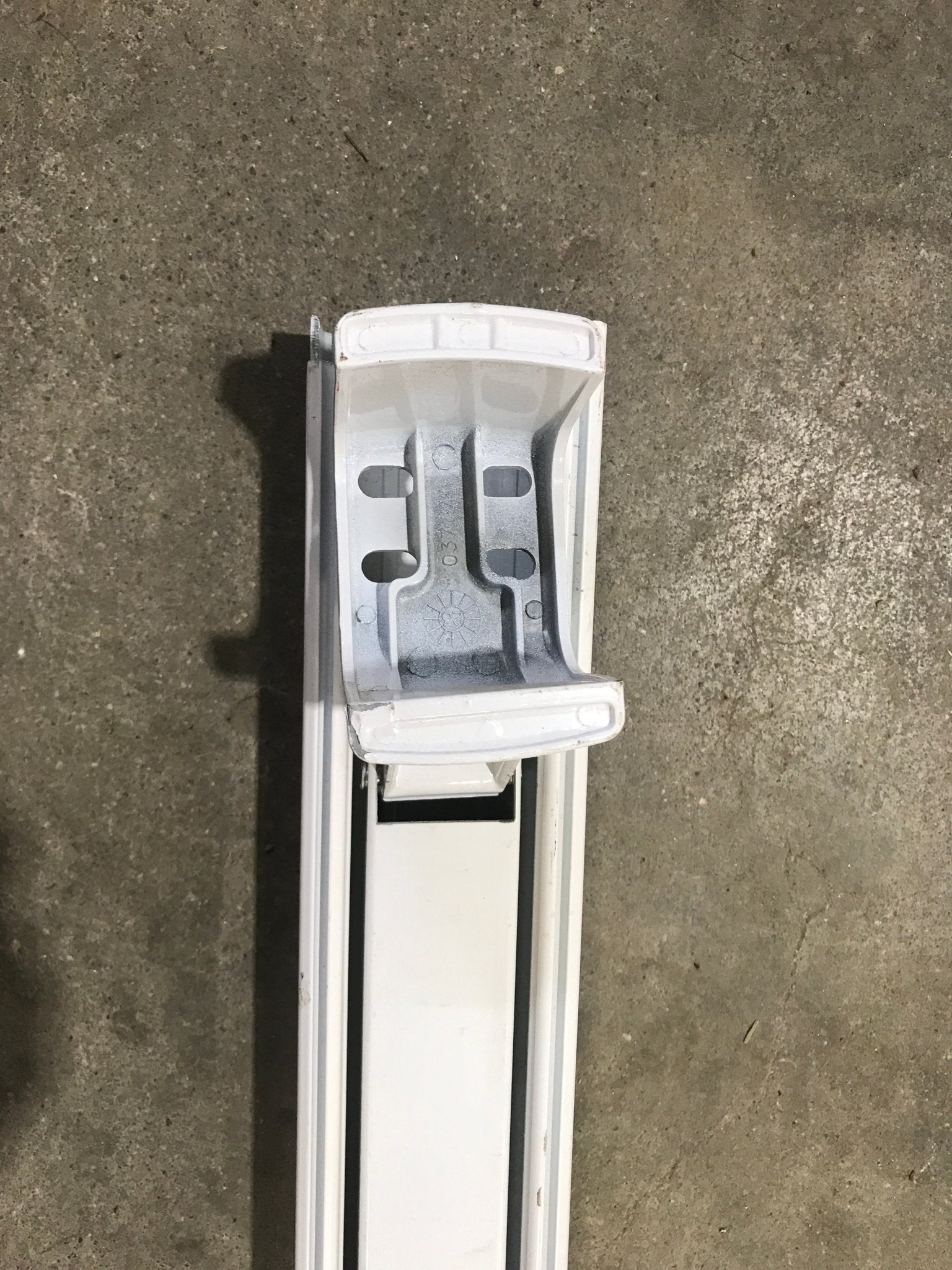 Used CareFree Fiesta Single Manual Arm - Young Farts RV Parts