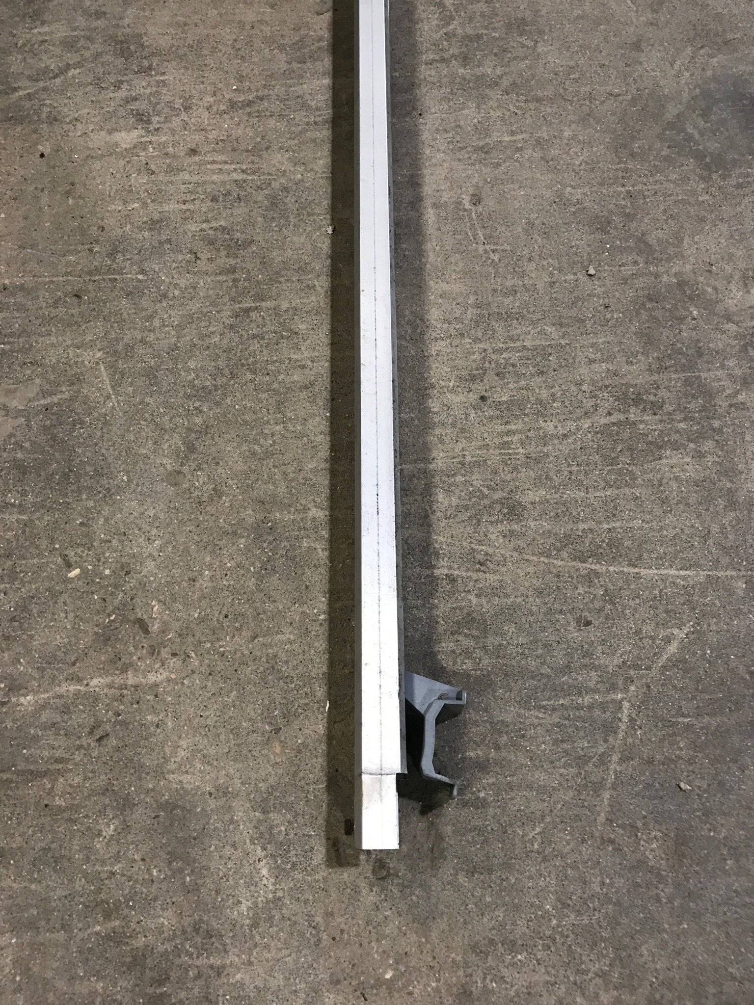 Used CareFree Fiesta Single Manual Arm - Young Farts RV Parts