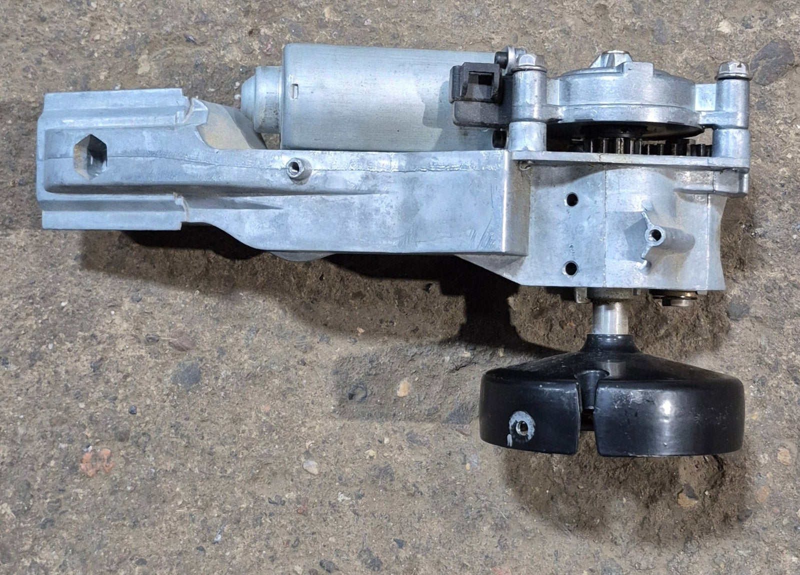 Used Carefree RV Replacement Motor For Carefree Travel'R Awning (R001326BLK) - Young Farts RV Parts