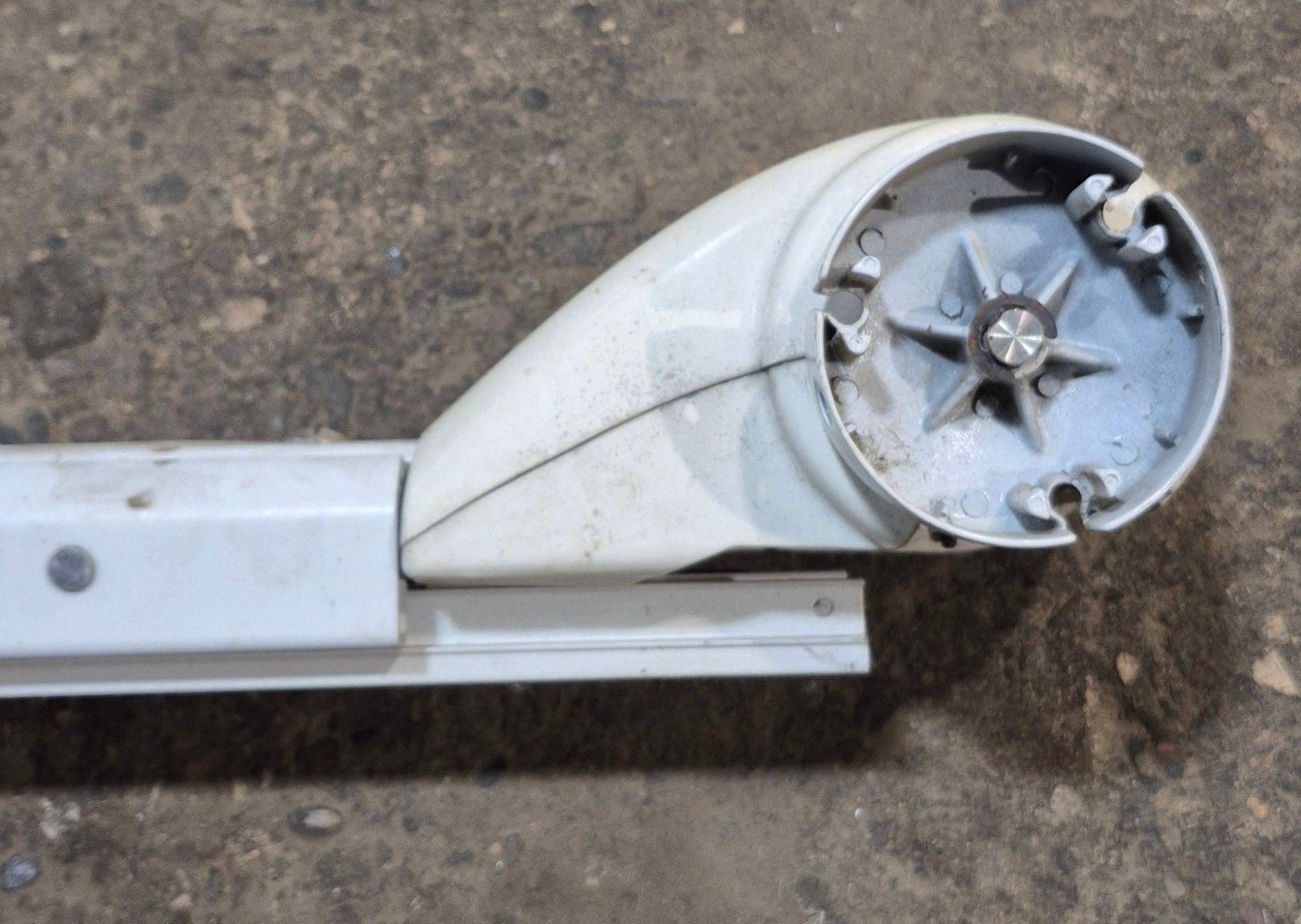 Used Carefree Travel'R Awning Arm - R001643WHT - Young Farts RV Parts