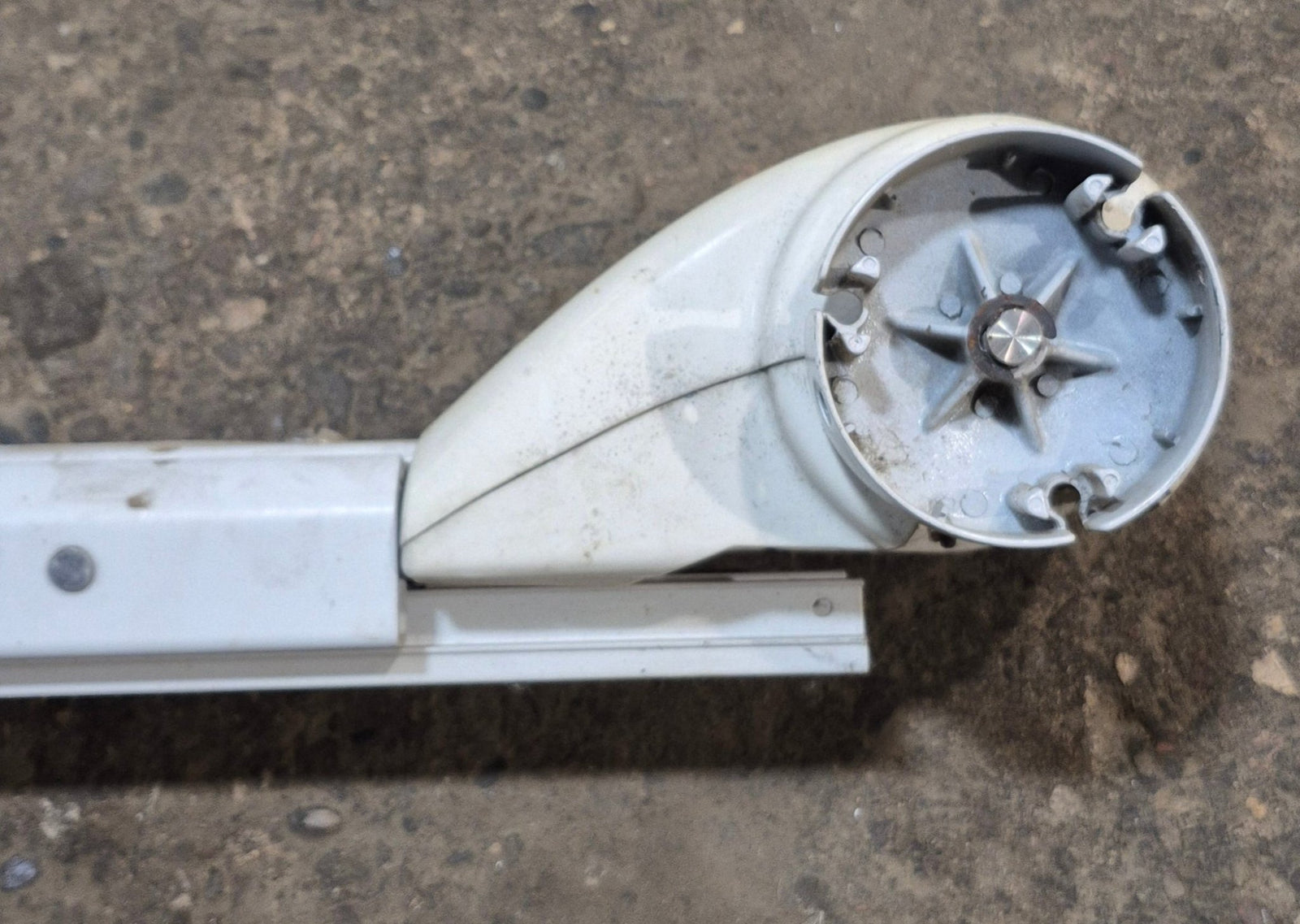 Used Carefree Travel'R Awning Arm - R001643WHT - Young Farts RV Parts