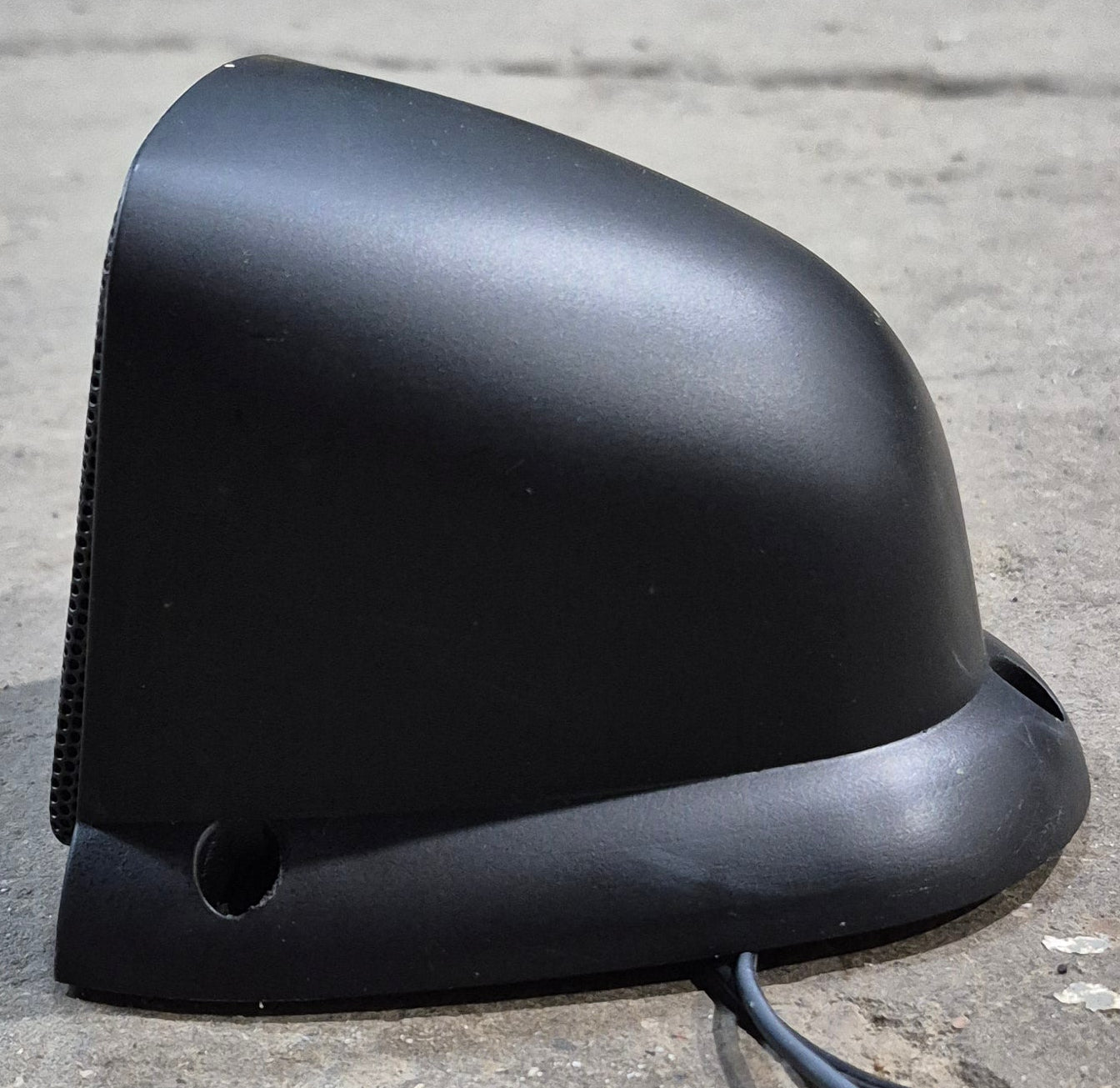 Used Ceiling Mount Speaker - Young Farts RV Parts