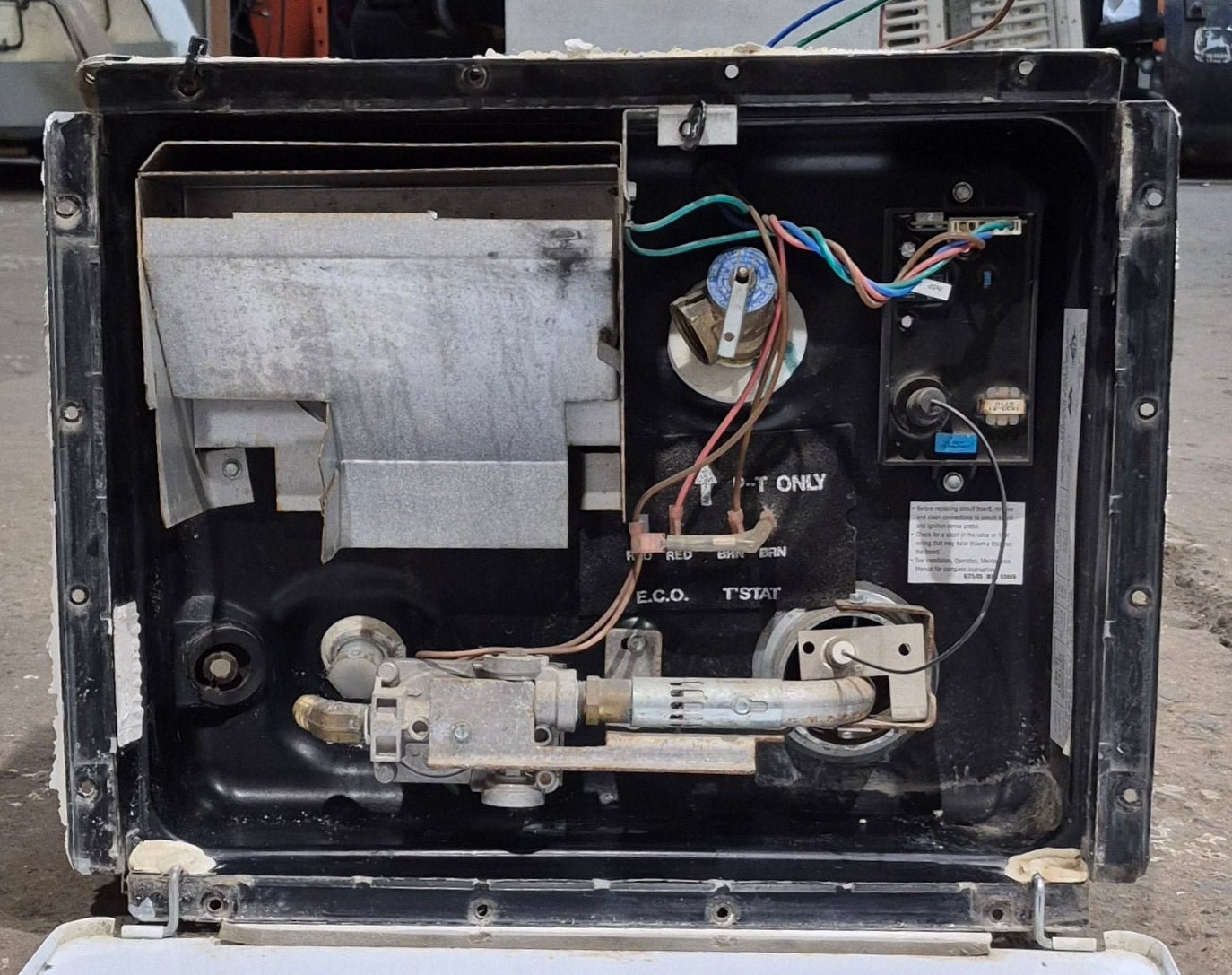 Used Complete Atwood Hot Water Heater, 6 Gal. - G6A - 8E - Young Farts RV Parts