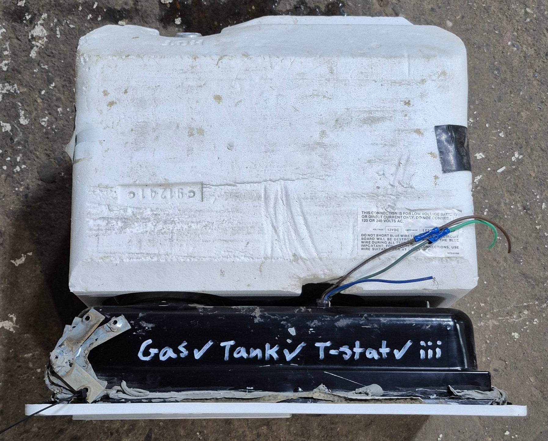 Used Complete Atwood Hot Water Heater, 6 Gal. - G6A - 8E - Young Farts RV Parts