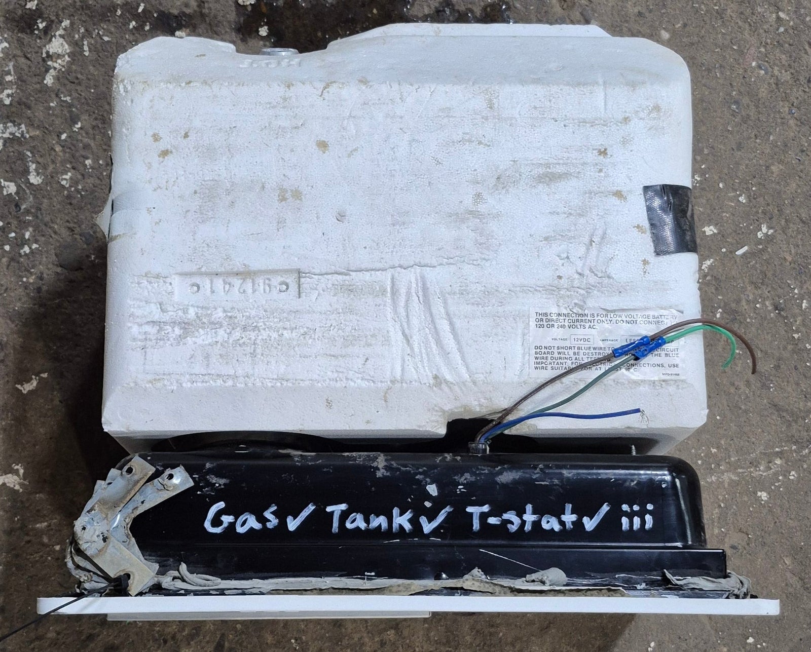 Used Complete Atwood Hot Water Heater, 6 Gal. - G6A - 8E - Young Farts RV Parts