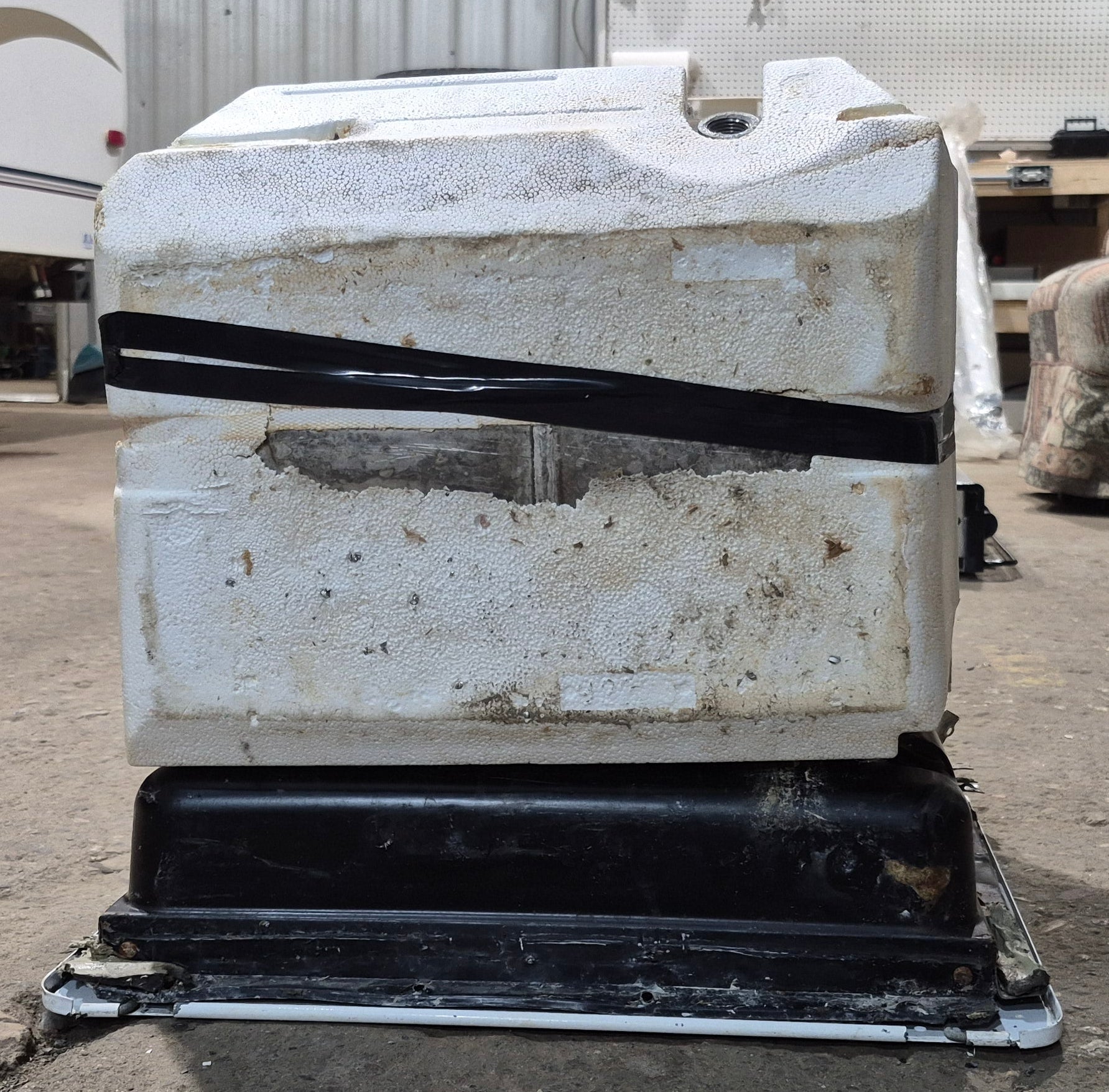 Used Complete Atwood Hot Water Heater, 6 Gal. - G6A - 8E - Young Farts RV Parts