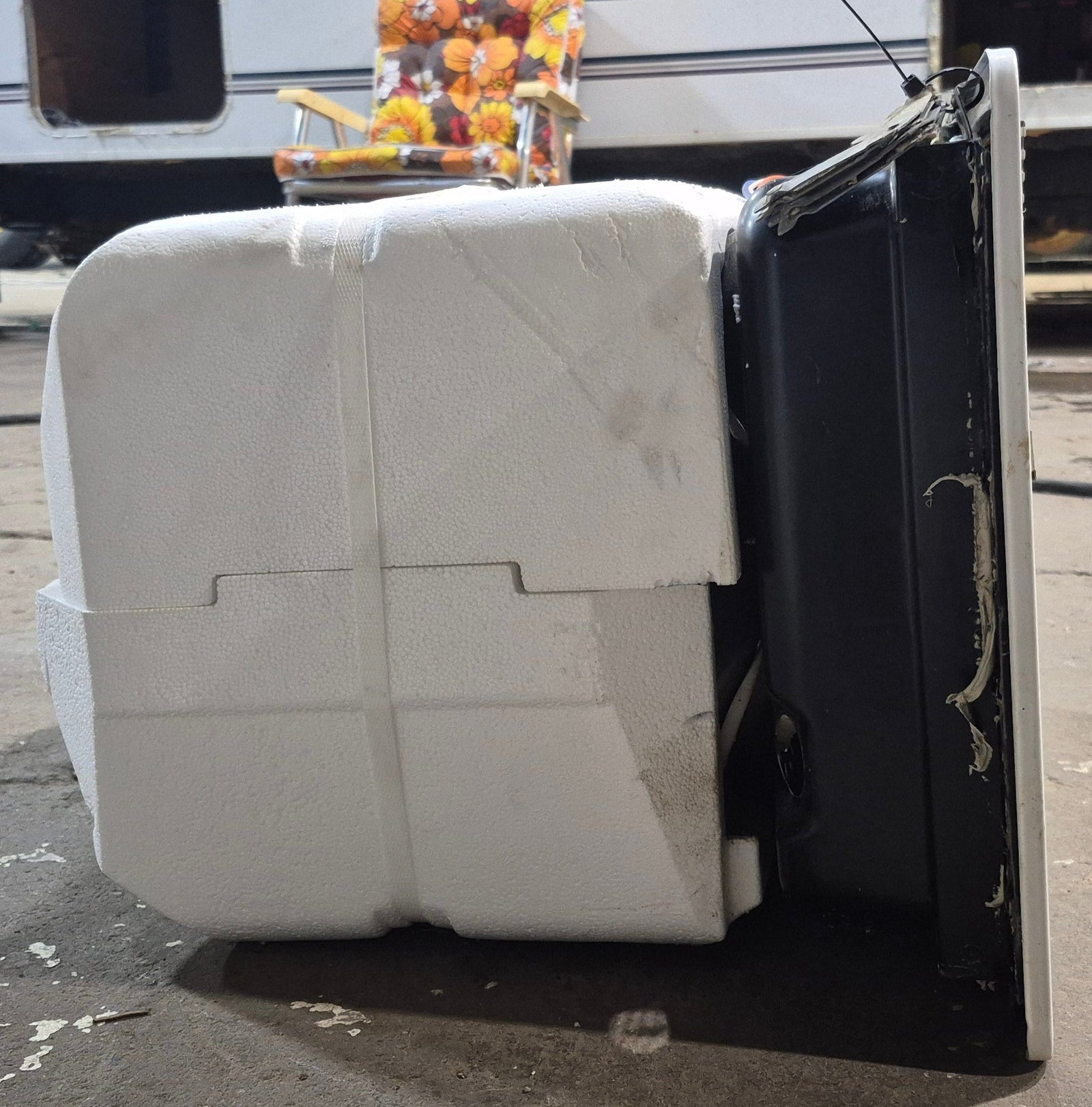 Used Complete Atwood Hot Water Heater, 6 Gal. - GC6AA - 10E - Young Farts RV Parts