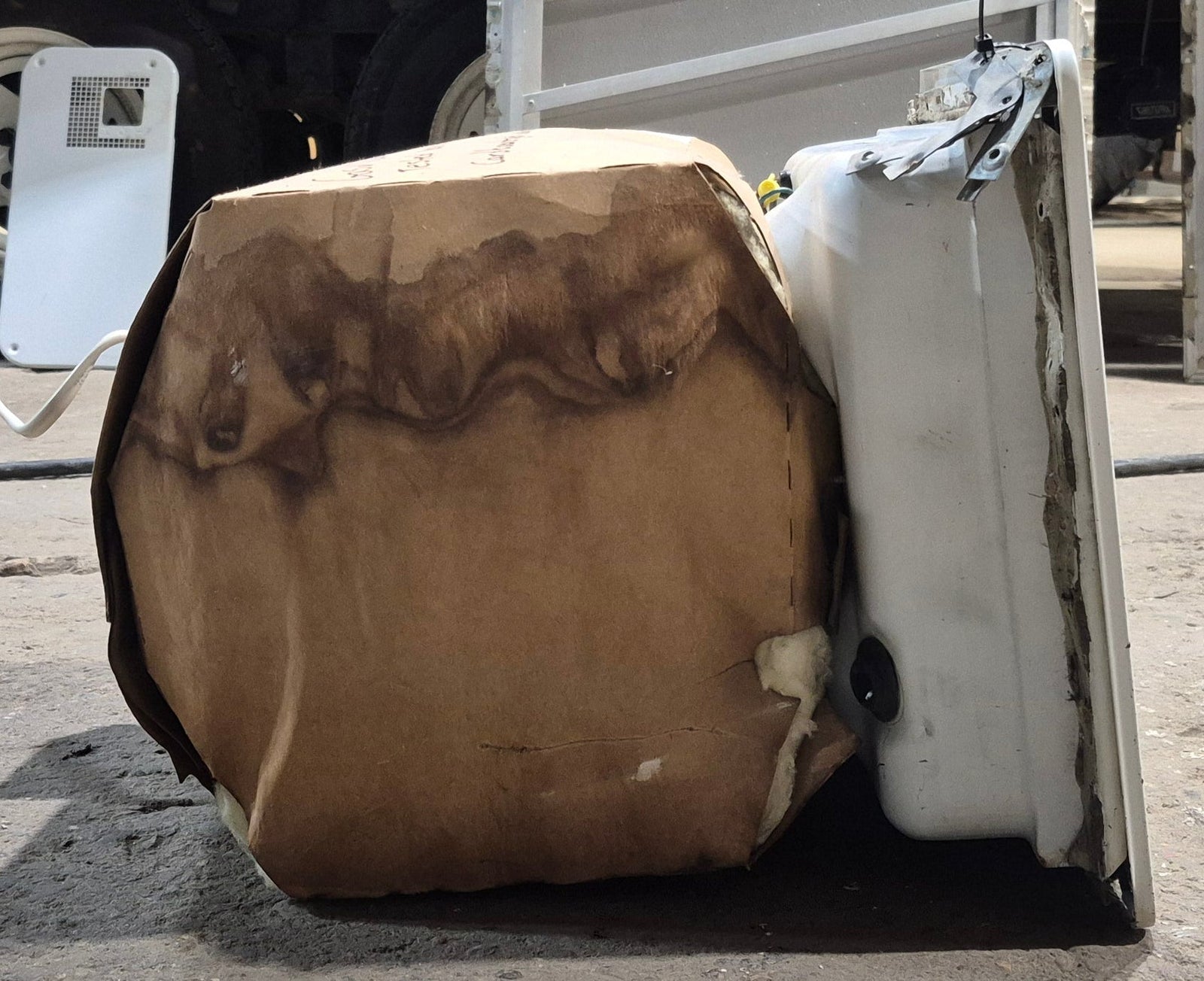 Used Complete Atwood Hot Water Heater, 6 Gal. - GC6AA - 9E - Young Farts RV Parts