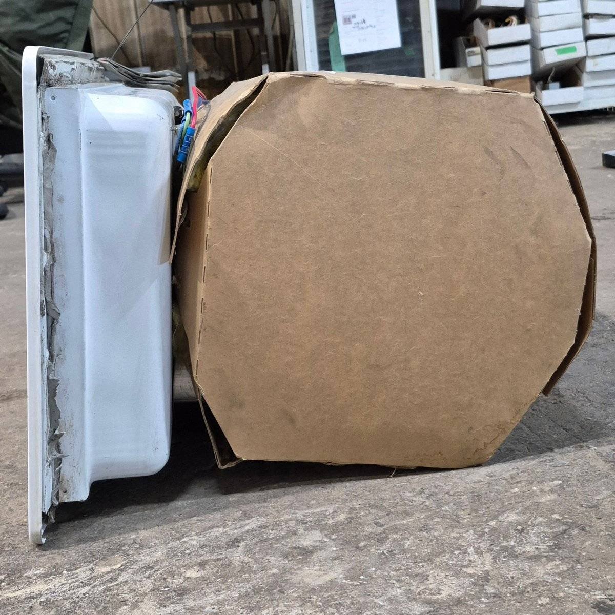 Used Complete Atwood Hot Water Heater - G6A - 8E - 16 X 16 X 12.375 - Young Farts RV Parts