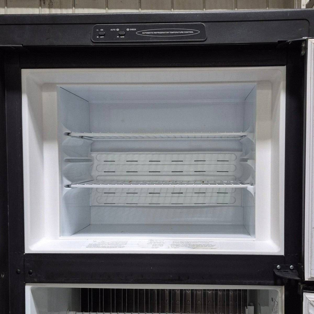Used Complete Dometic Fridge, 2 - Way - DM2652RBX - Young Farts RV Parts