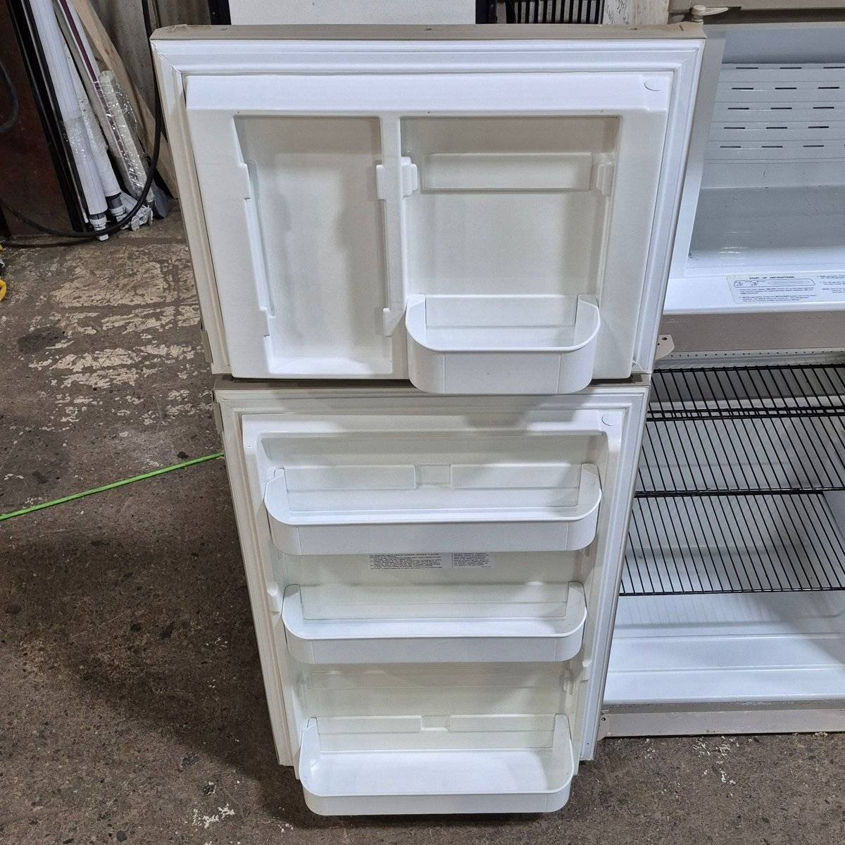 Used Complete Dometic Fridge, 2 - WAY - RM2652 - Young Farts RV Parts