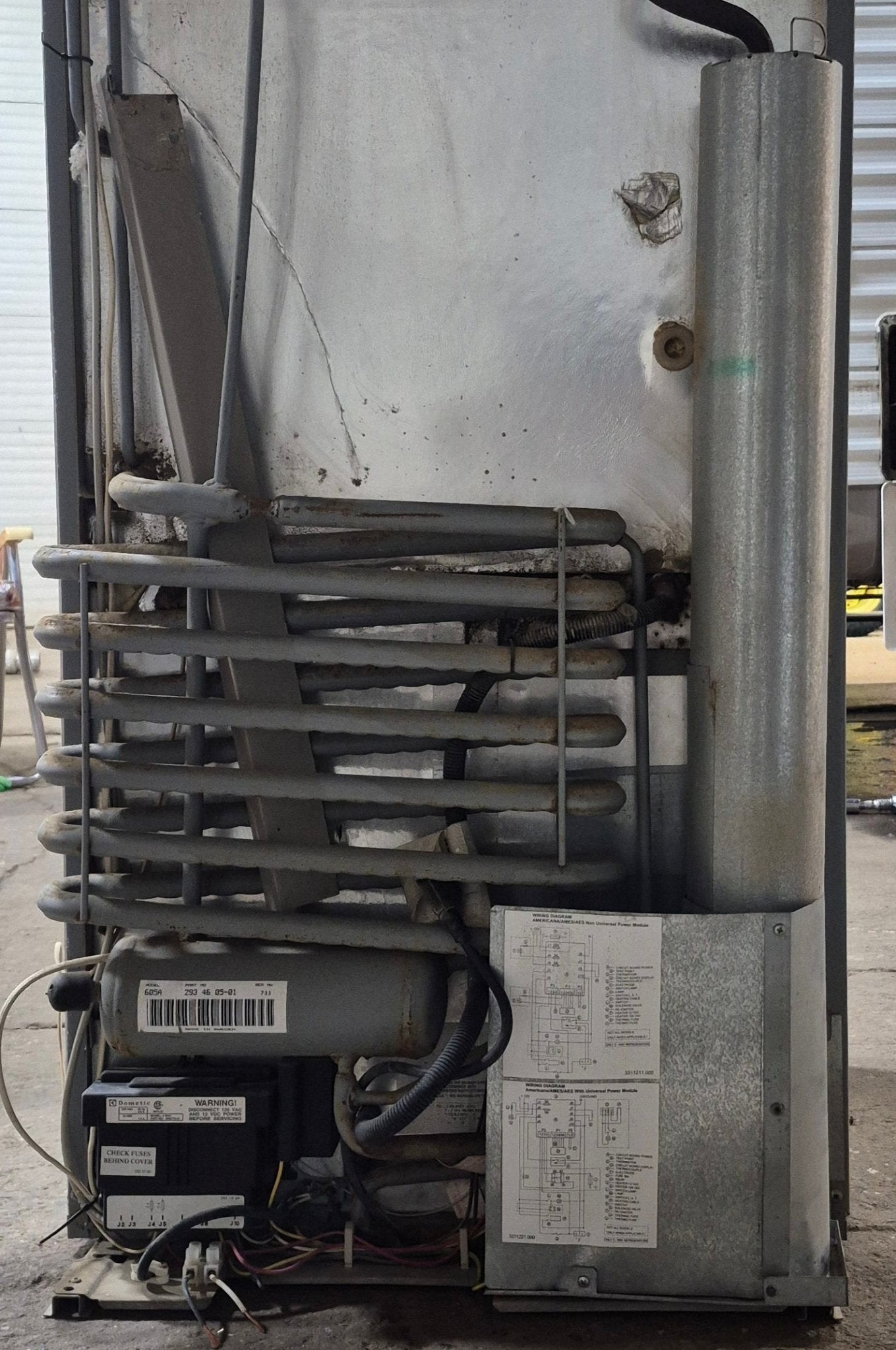 Used Complete Dometic Fridge, 2 - WAY - RM2652 - Young Farts RV Parts