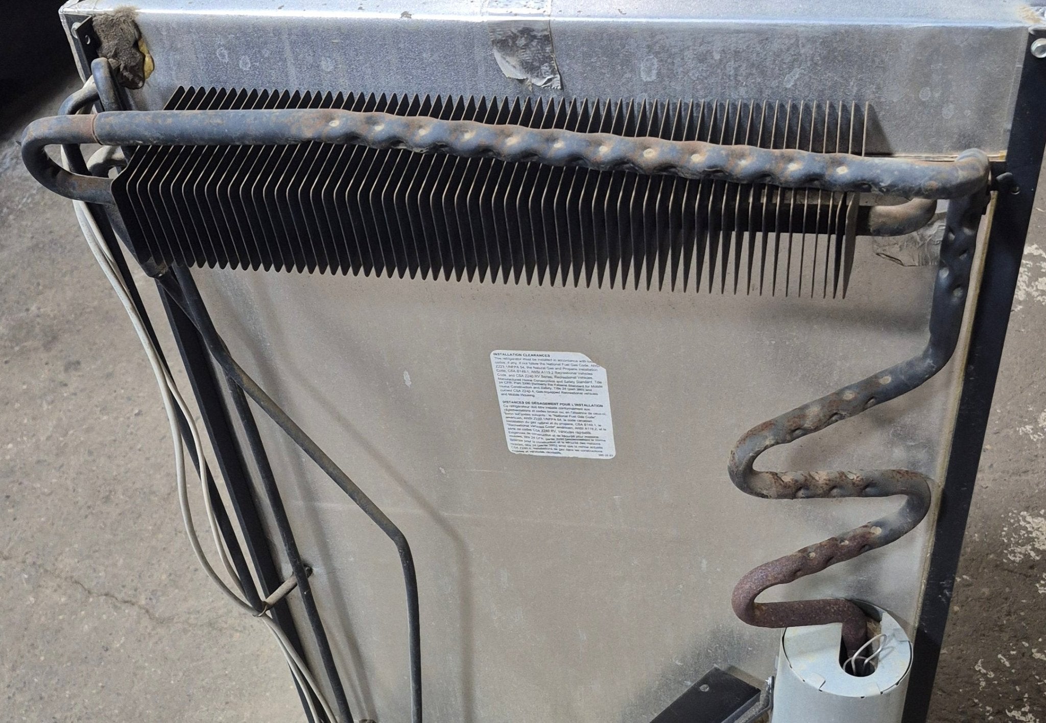 Used Complete Dometic Fridge, 2 - WAY - RM2652 - Young Farts RV Parts