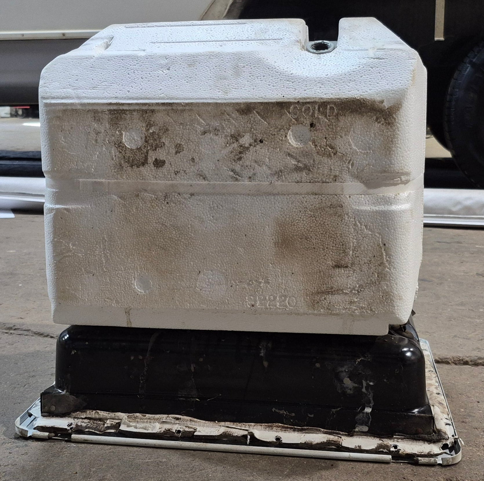 Used Complete G6A - 8E Atwood Hot Water Heater 6 Gal. - Young Farts RV Parts