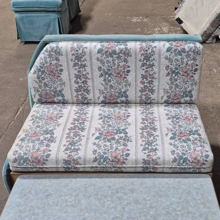 Used Complete RV Dinette Set, Does include table hardware - 78" x 40 3/4" x 32" - Young Farts RV Parts