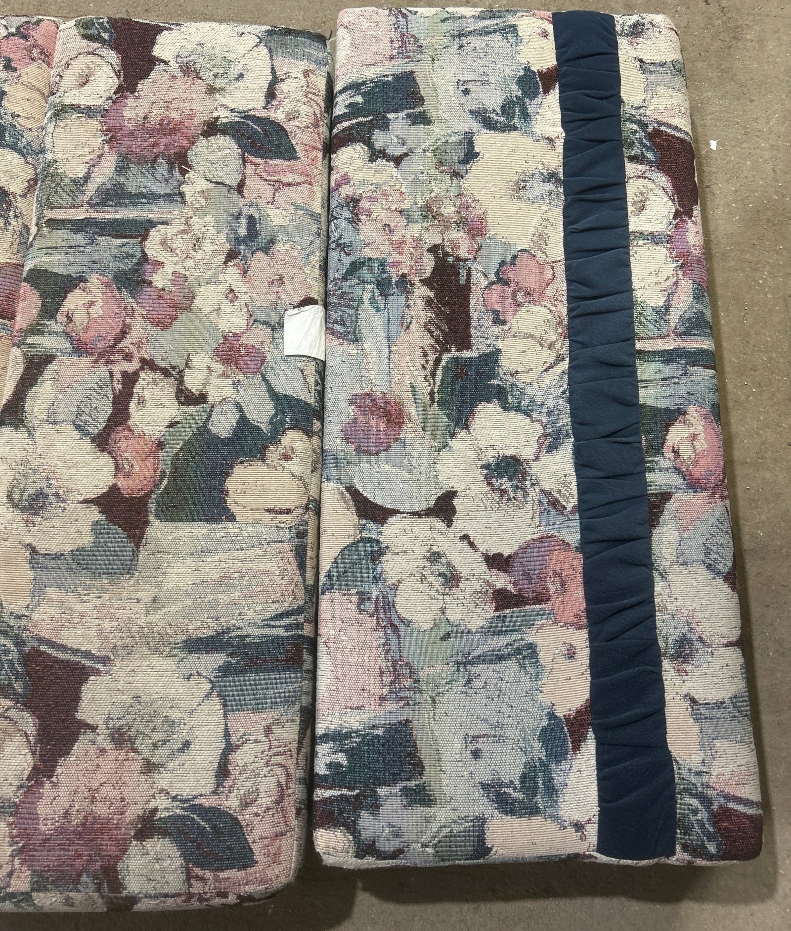 Used Dinette Cushion Set - 4 piece - 2 @ 40