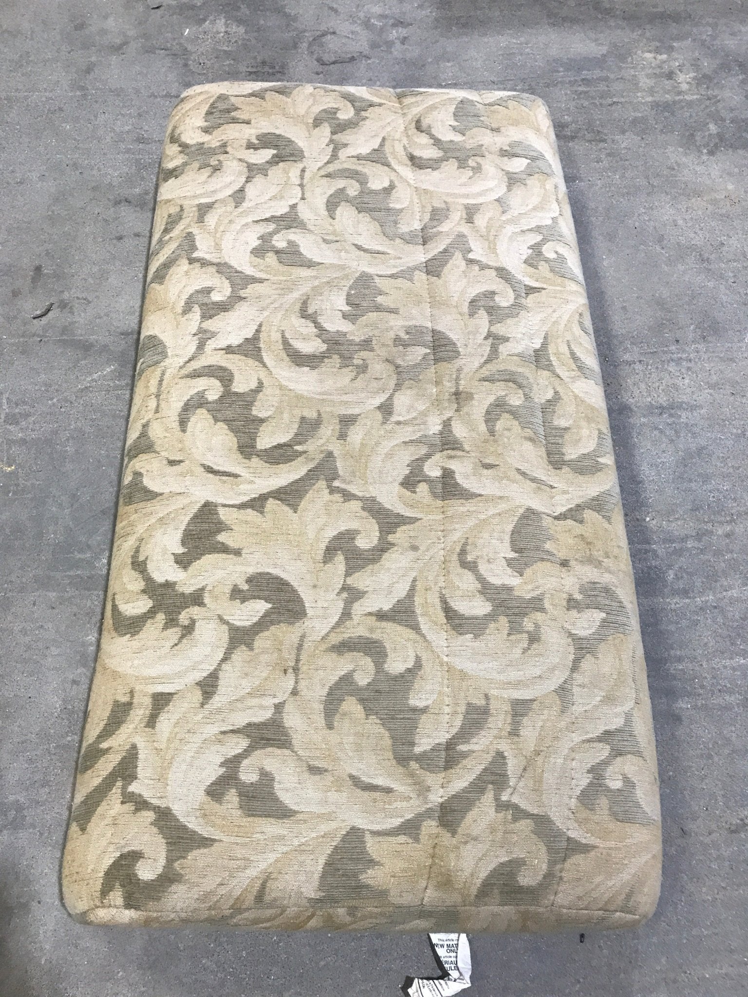 Used Dinette Cushion SINGLE - 44