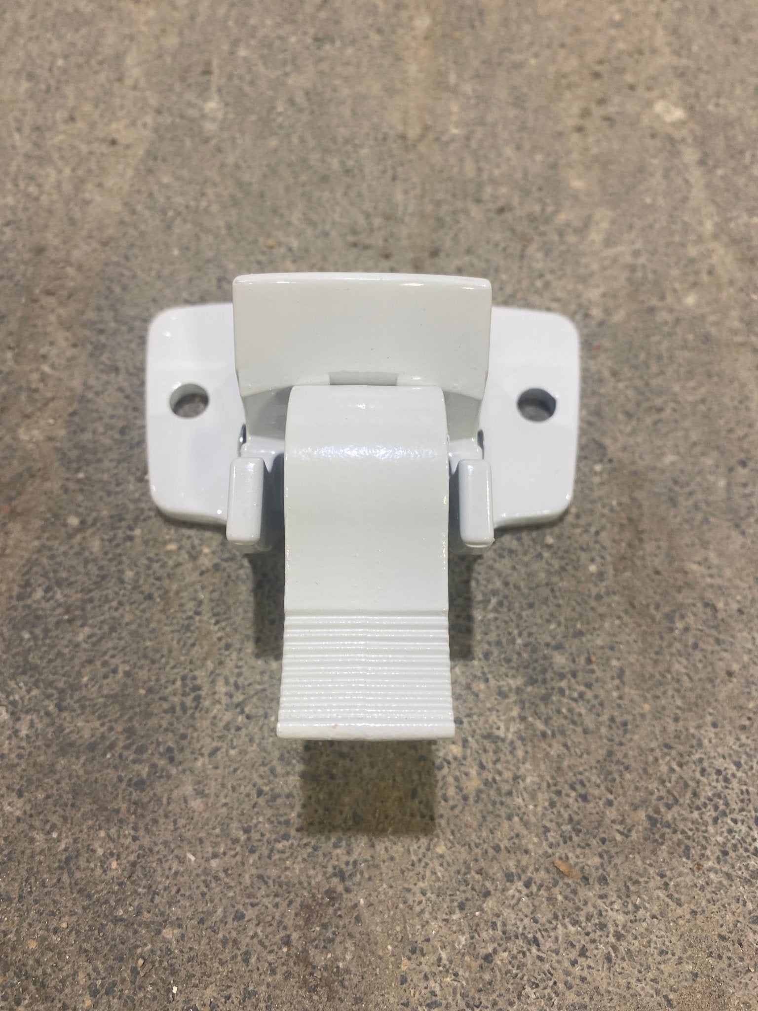 Used Dometic 8500 Awning Bottom Mounting Bracket - Young Farts RV Parts