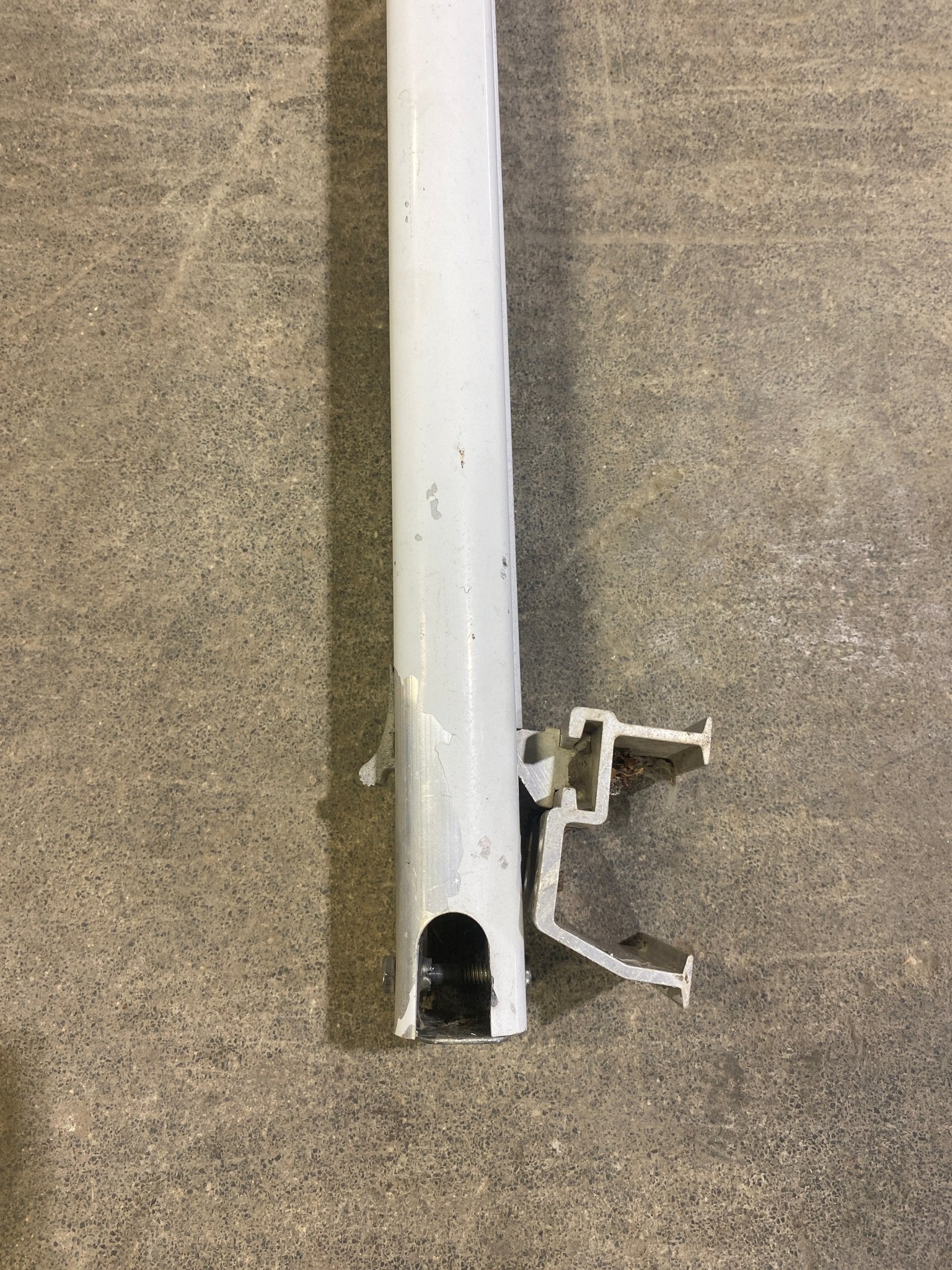 Used Dometic / A&E 8500 Awning Single Manual Arm - Young Farts RV Parts