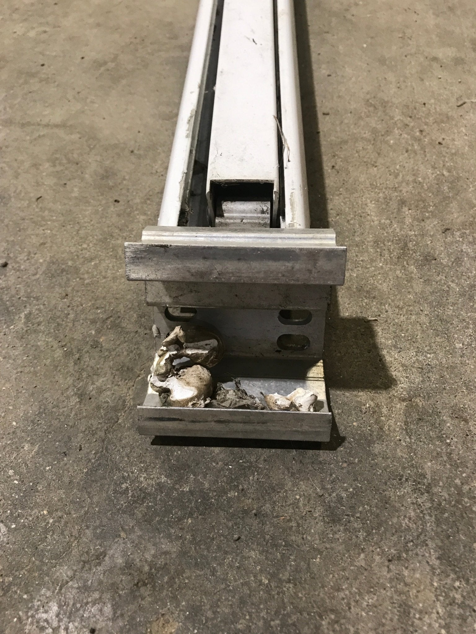 Used Dometic / A&E 8500 Awning Single Manual Arm - Young Farts RV Parts