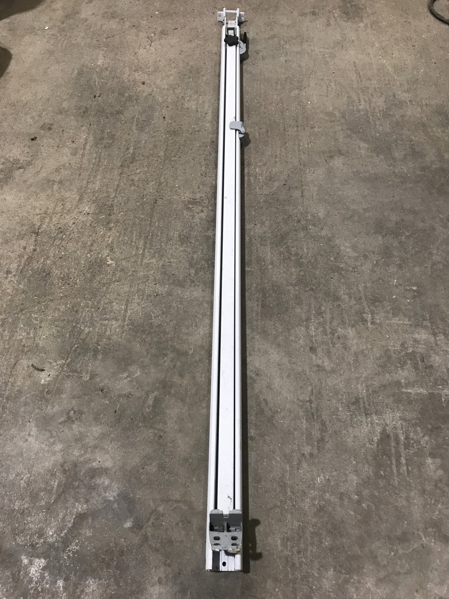 Used Dometic / A&E 8500 Awning Single Manual Arm - Young Farts RV Parts