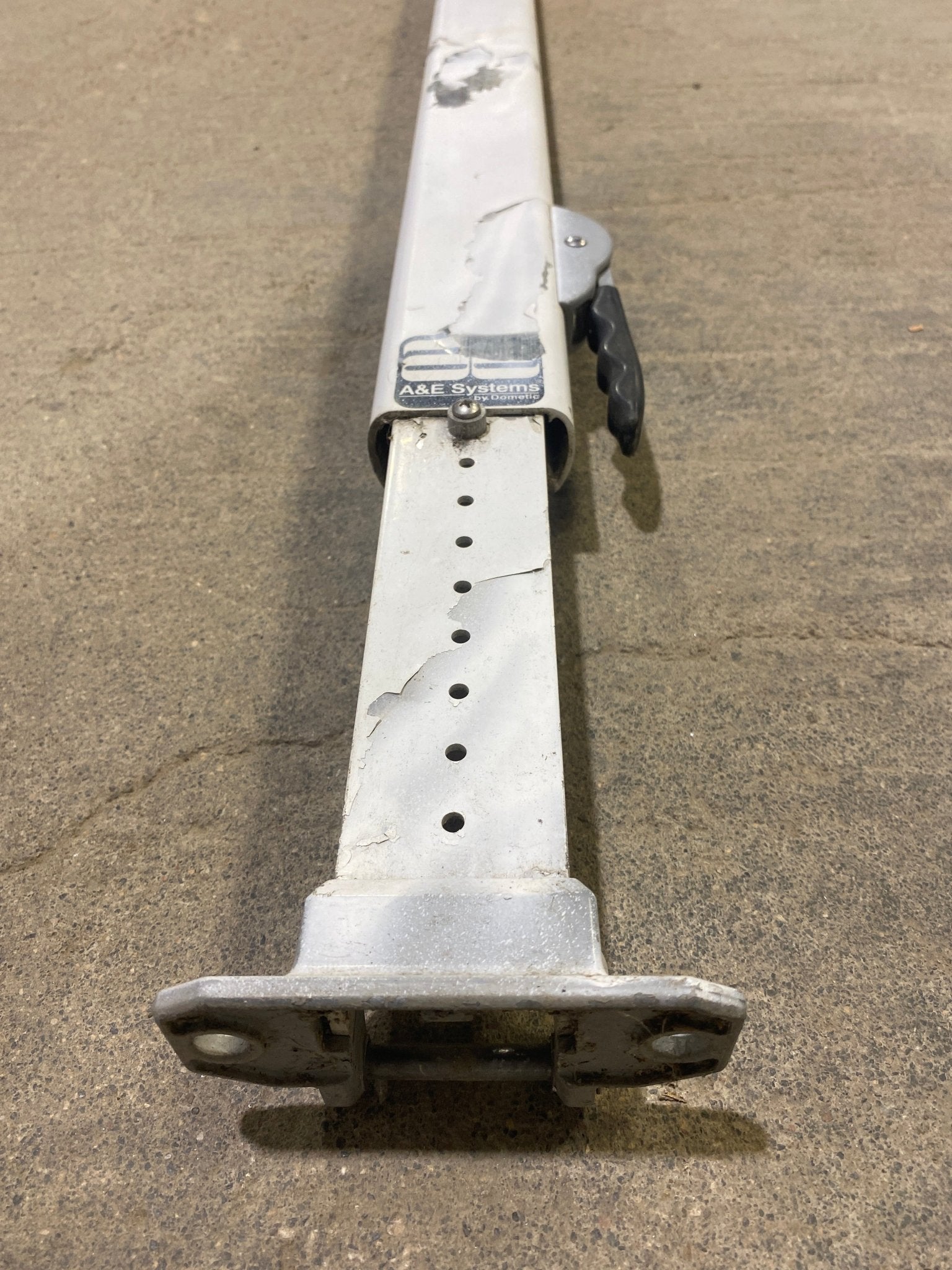 Used Dometic / A&E 8500 Awning Single Manual Arm - Young Farts RV Parts