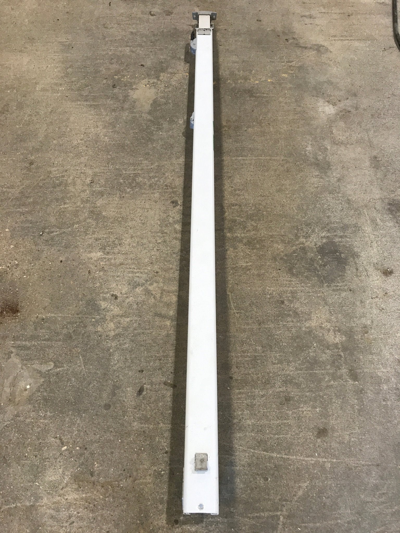 Used Dometic / A&E 8500 Awning Single Manual Arm - Young Farts RV Parts