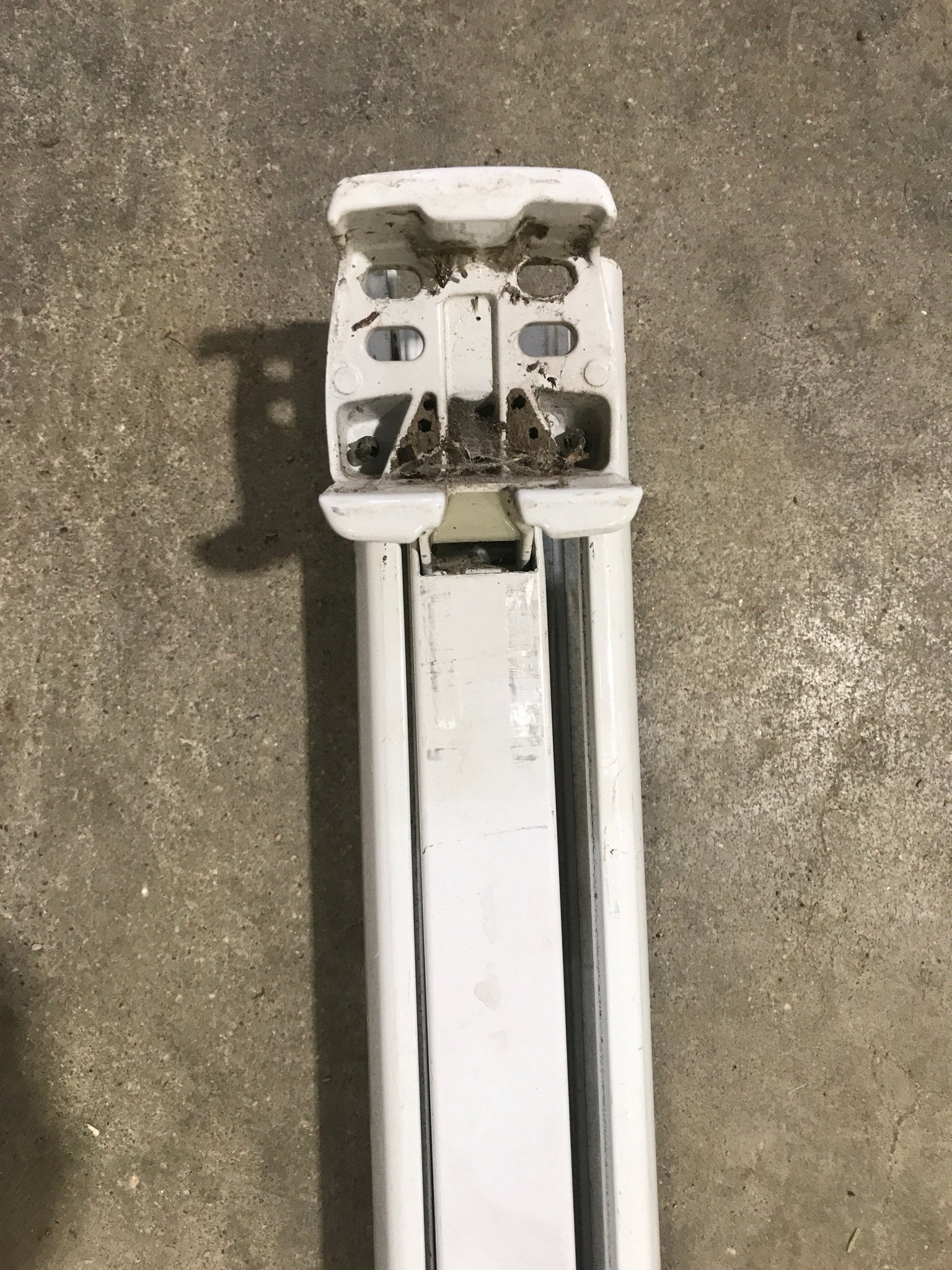 Used Dometic / A&E 8500 Awning Single Manual Arm - Young Farts RV Parts