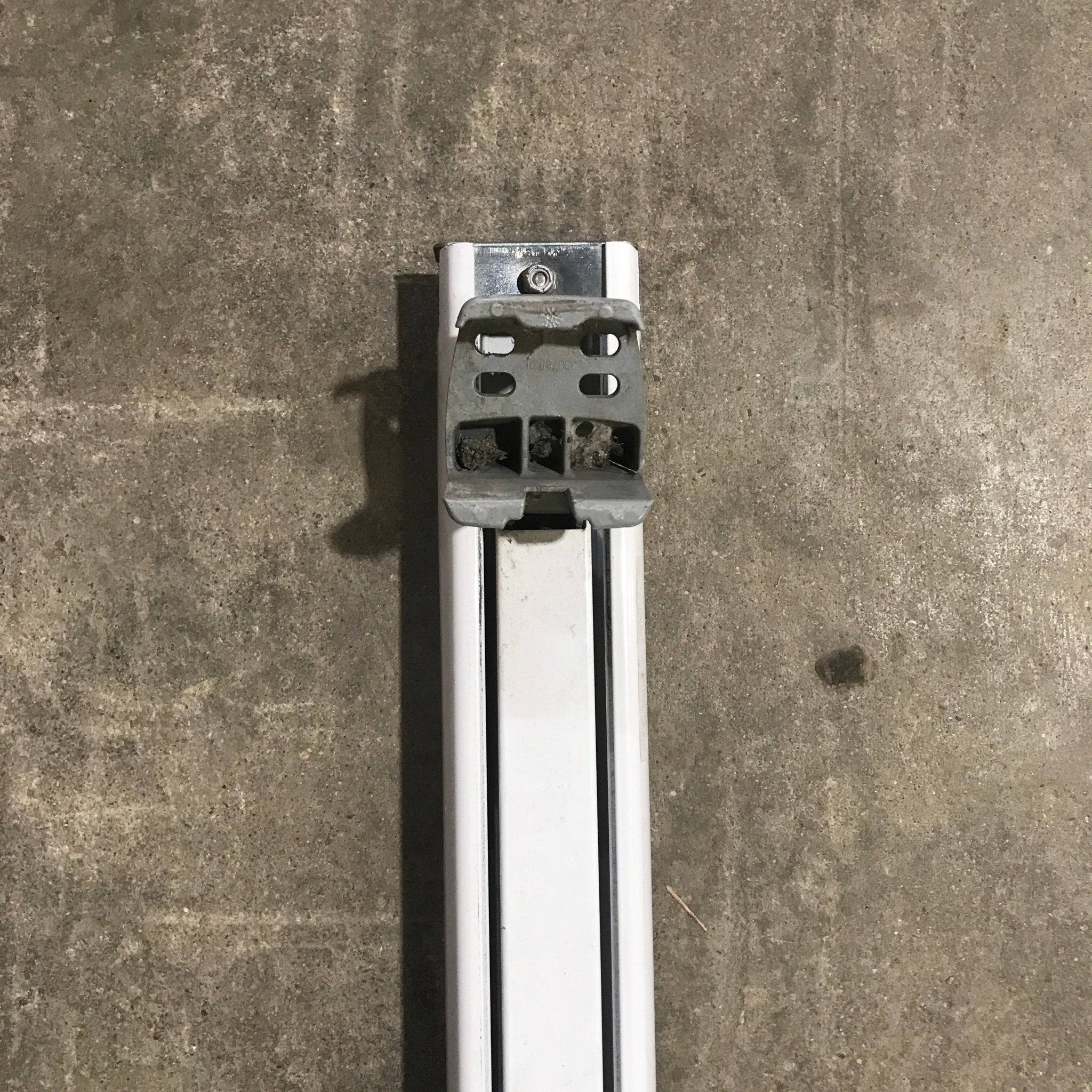 Used Dometic / A&E 8500 Awning Single Manual Arm - Young Farts RV Parts