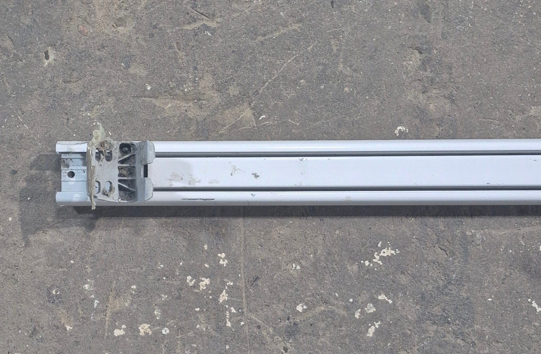 Used Dometic / A&E 8500 Awning Single Manual Arm - Young Farts RV Parts