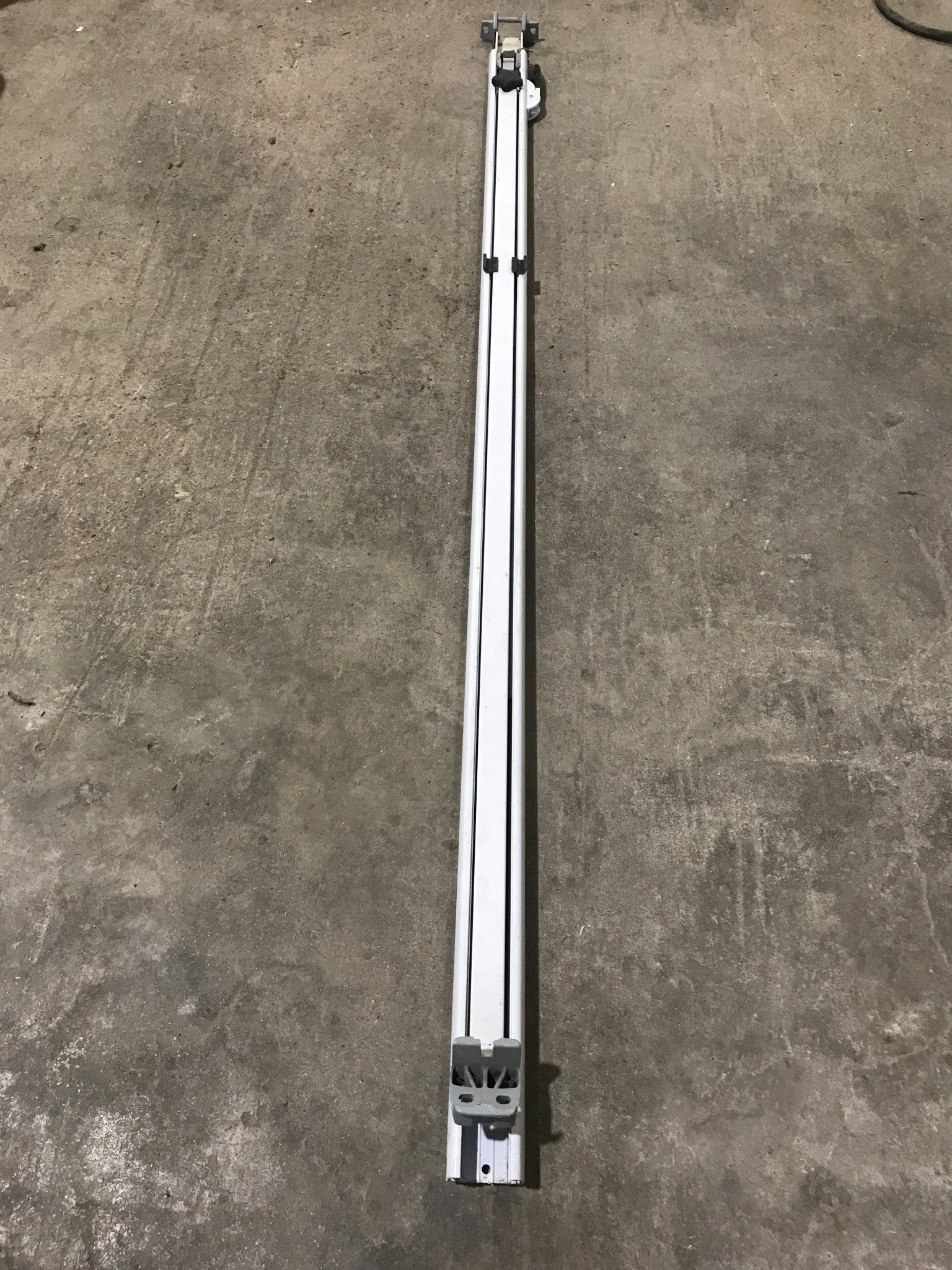 Used Dometic / A&E 8500 Awning Single Manual Arm - Young Farts RV Parts