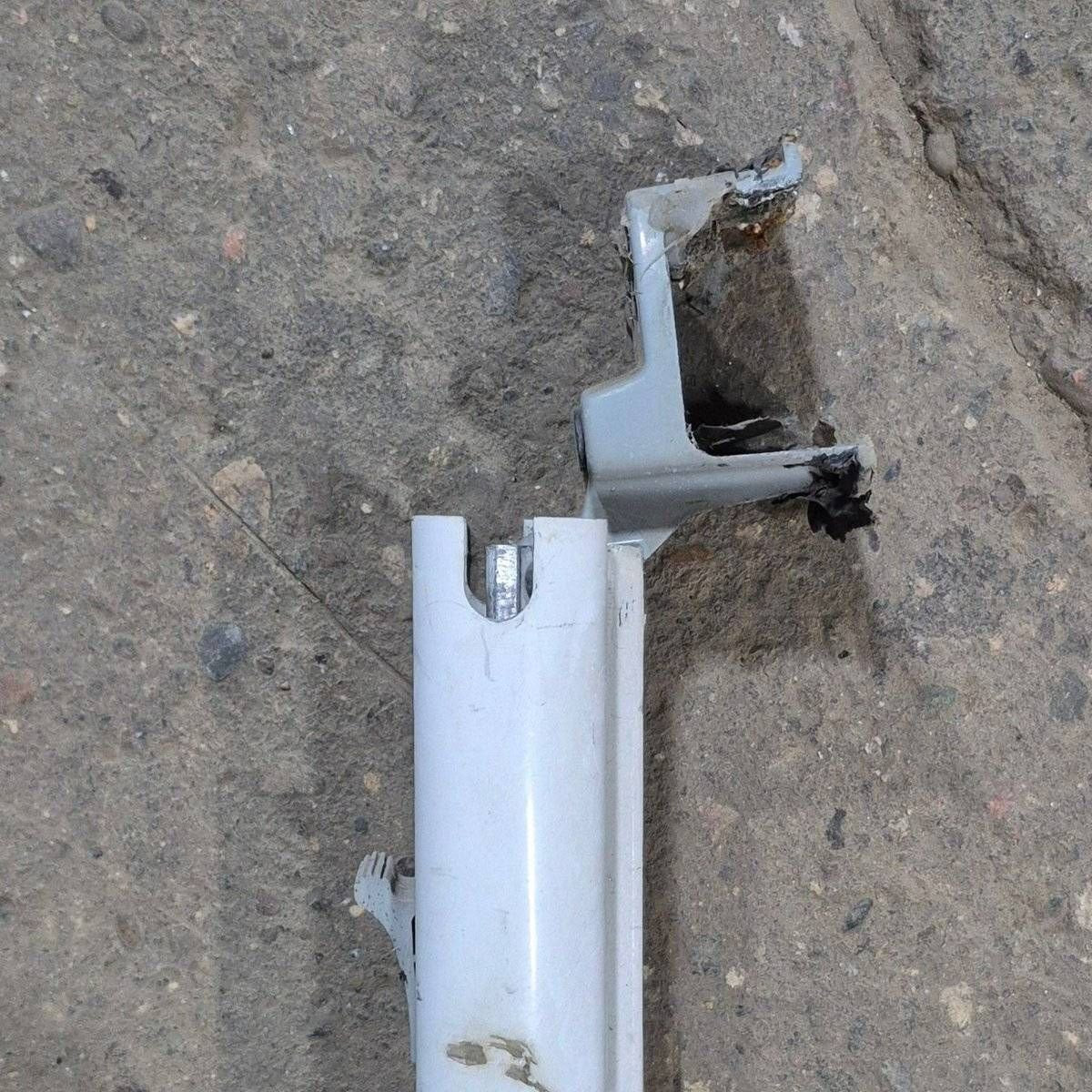 Used Dometic / A&E 8500 Manual Awning Arm, Tall, White - 8480000.401B - Young Farts RV Parts