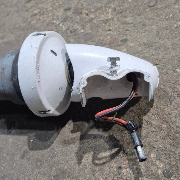 Used Dometic/ A&E Drive Head Assembly, White - WeatherPro , 3307923.115B - Young Farts RV Parts
